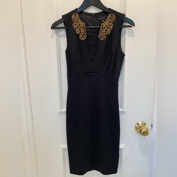 Ted Baker London black Edella embellished dress. Size 0 (2 U.S.) - Picture 1 of 7